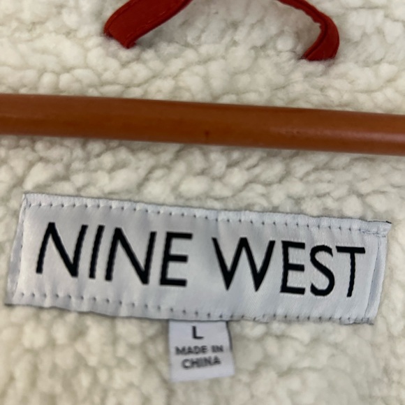 Women’s, Nine West Women’s large, Sherpa lined heavy winter jacket, brand new - Picture 4 of 7